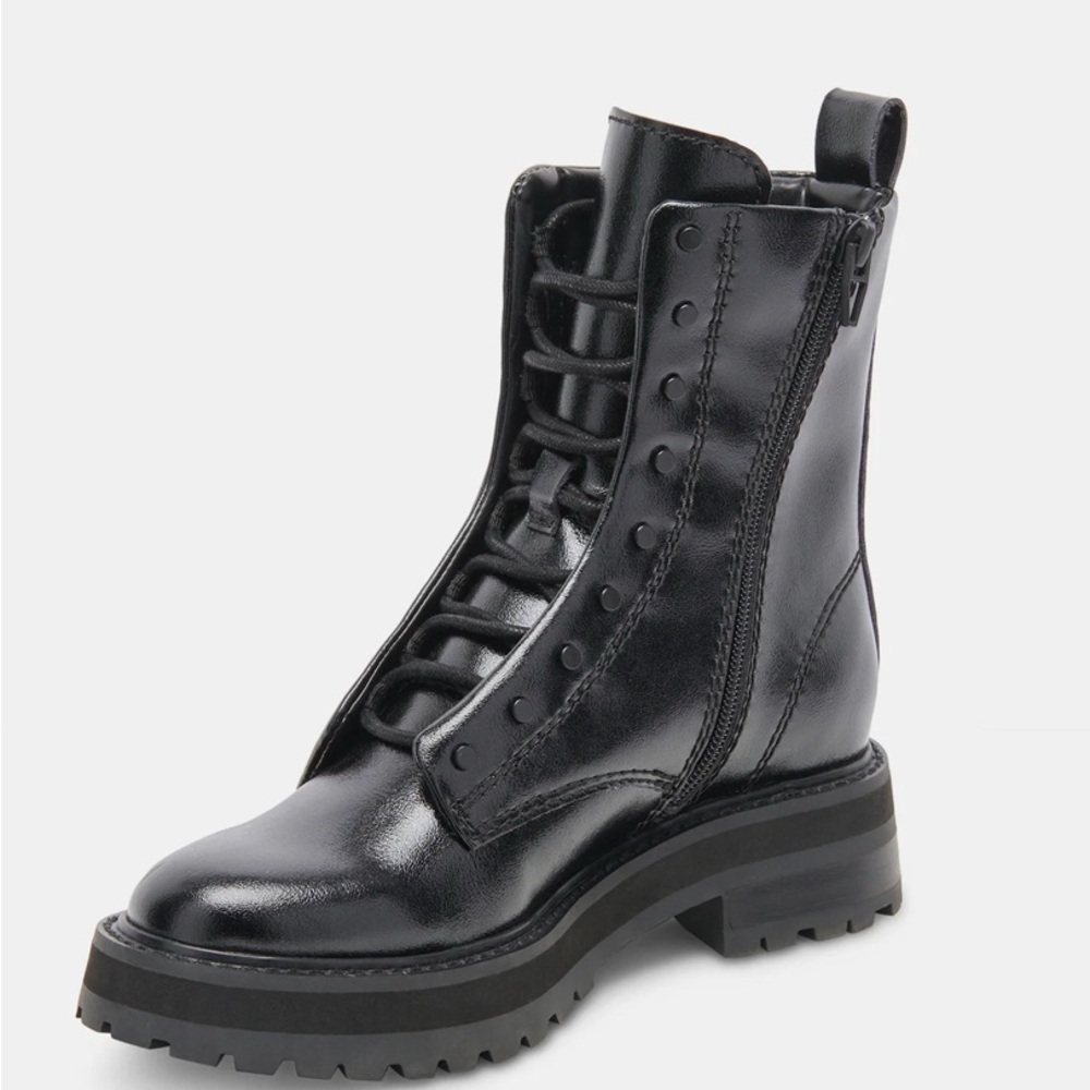 Dolce Vita MIDNIGHT CRINKLE PATENT combat boot - Size 7 - New in Box!
